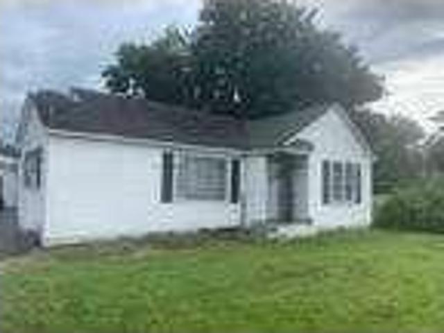 3 bedroom in Savannah Tennessee 38372