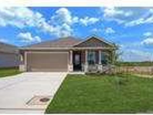 3 bedroom in Seguin TX 78155
