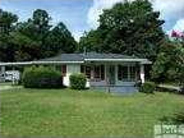 3 bedroom in Sylvania Georgia 30467
