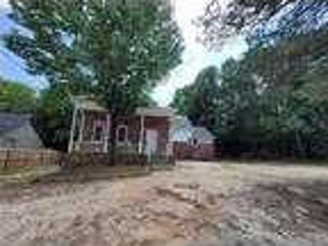 3 bedroom in Phenix City Alabama 36867
