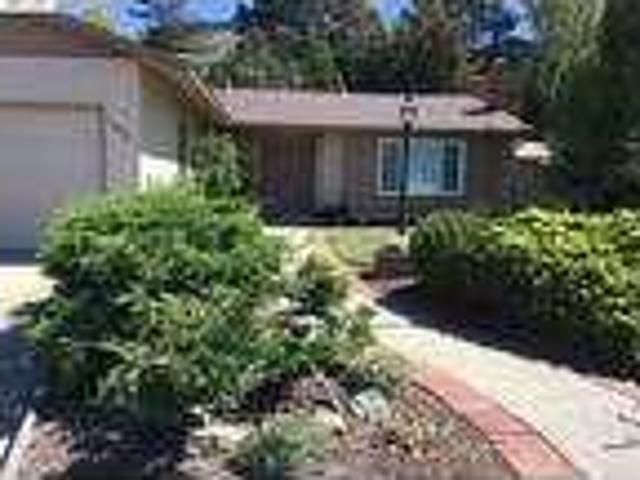 3 bedroom in Pinole California 94564