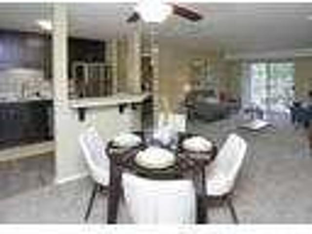 3 bedroom in Plymouth MN 55446