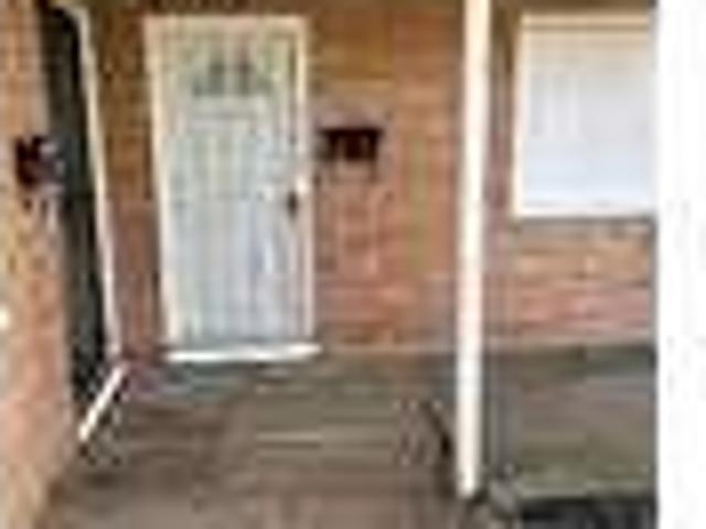 3 bedroom in Warrensville Heights Ohio 44128