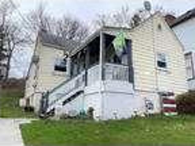 3 bedroom in Washington PA 15301