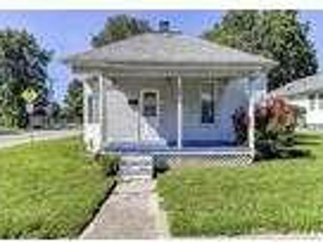 3 bedroom in Taylorville Illinois 62568
