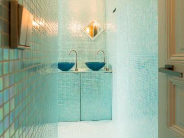 3 bedroom in the heart of St Germain des Prés, Paris Amsterdam Apartments for Rent