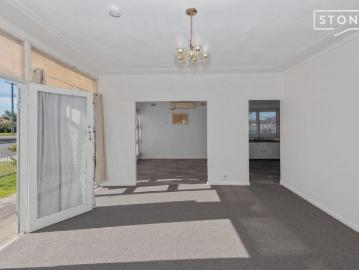 3 Bedroom in the Heart of Weston