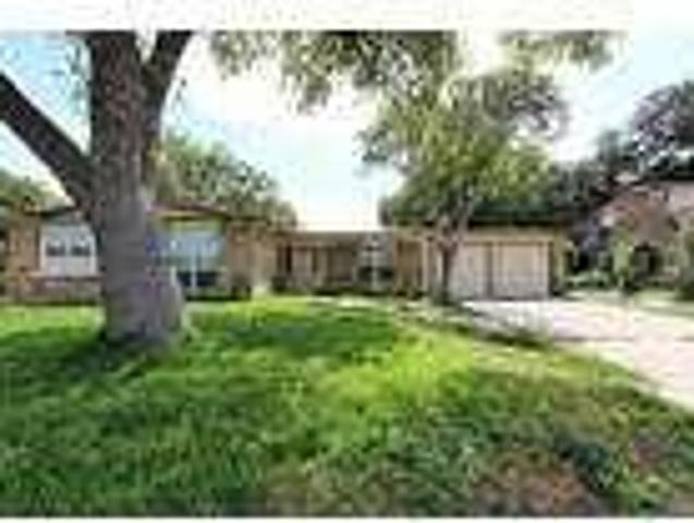 3 bedroom in Universal City Texas 78148