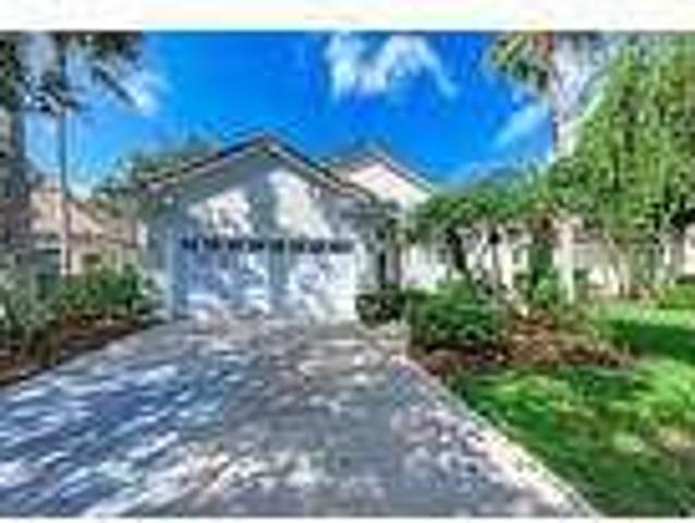 3 bedroom in University Park Florida 34201