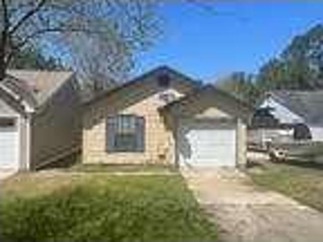 3 bedroom in Valparaiso FL 32580