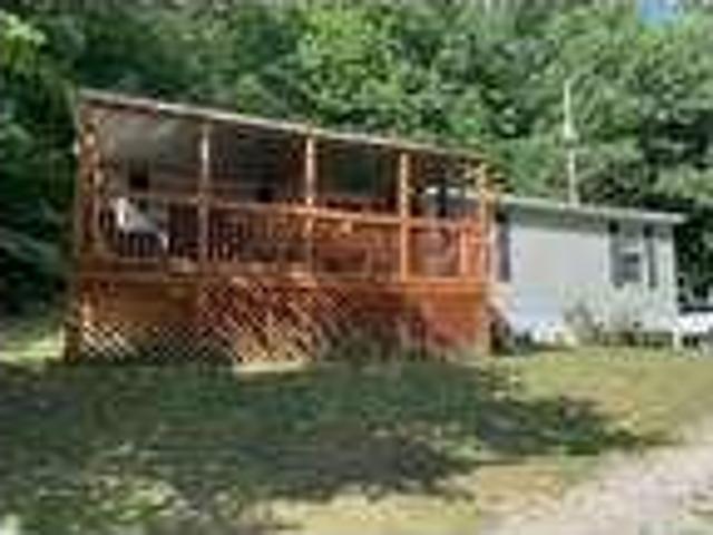 3 bedroom in Yeaddiss Kentucky 41777
