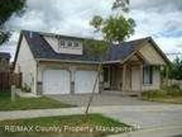 3 bedroom in Yelm WA 98597