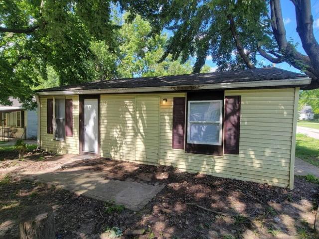3 bedroom, Indianapolis IN 46203 LS103559397