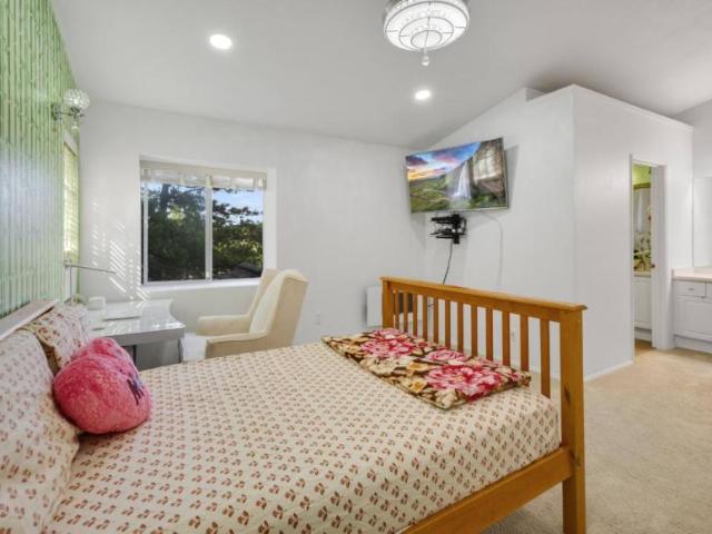 3 bedroom, Issaquah WA 98027 105848475