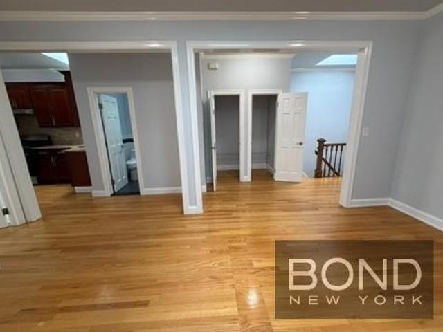3 bedroom, Jamaica NY 11421 105140150