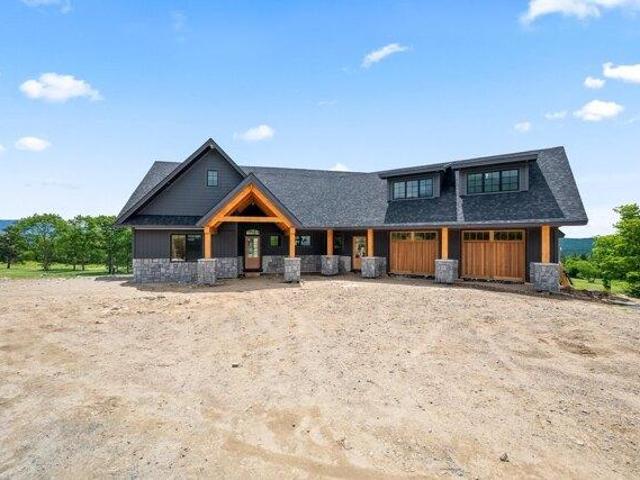 3 bedroom, Jefferson NH 03583 104687875