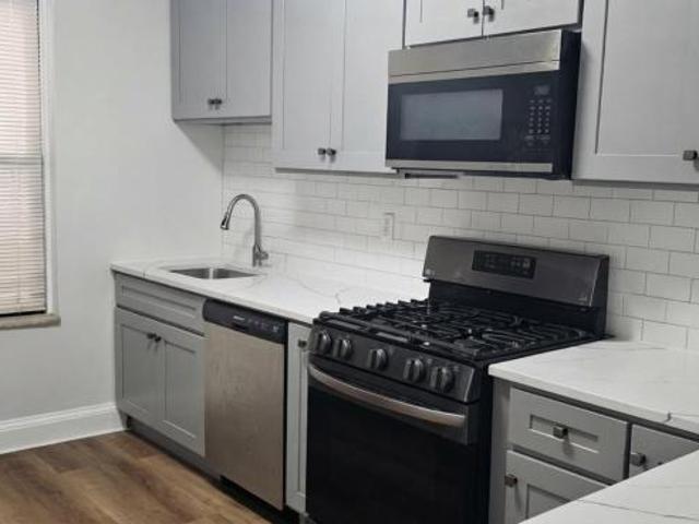 3 bedroom, Jersey City NJ 07304 LS105735411