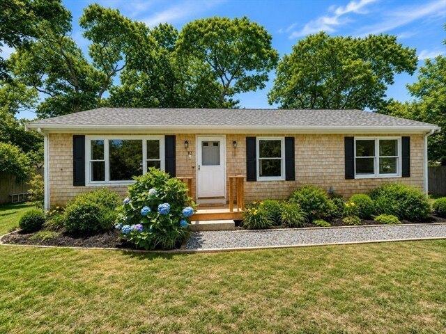 3 bedroom, Oak Bluffs MA 02557 105425891