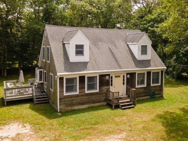 3 bedroom, Oak Bluffs MA 02557 105475451