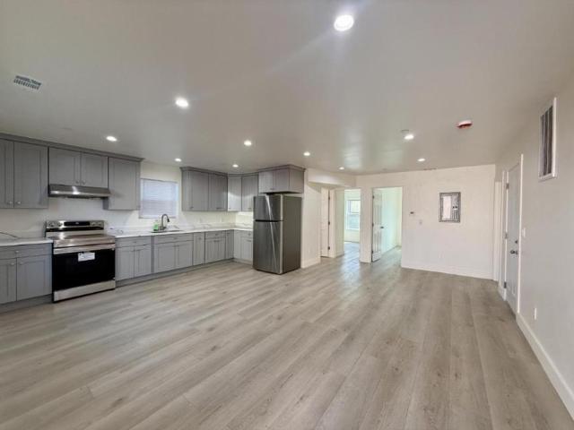 3 bedroom, Oakland CA 94621 105921463