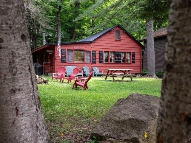 3 bedroom, Old Forge NY 13420 105289008