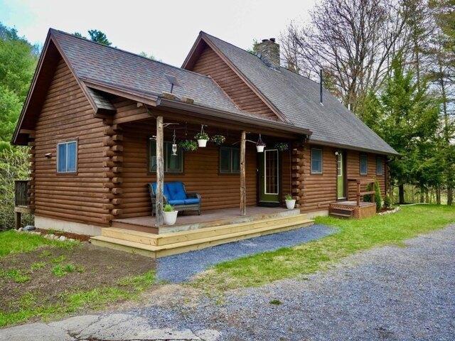 3 bedroom, Orwell VT 05760 105693815