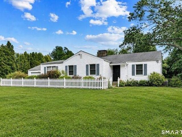 3 bedroom, Orange CT 06477 105557470