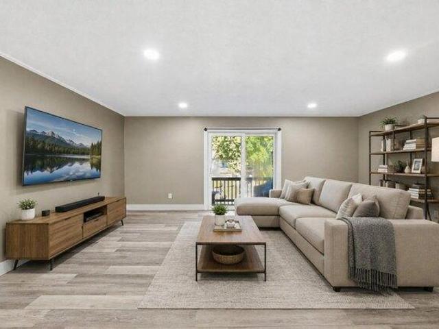 3 bedroom, Oxford MA 01537 105558696