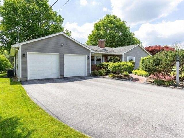 3 bedroom, Oxford MA 01540 104570617