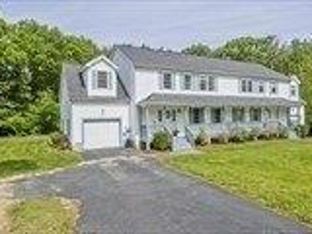 3 bedroom, Oxford MA 01540 104790861
