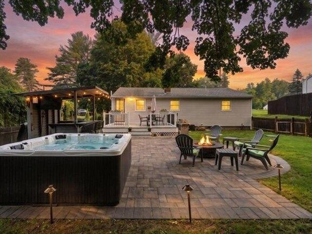 3 bedroom, Oxford MA 01540 105315591