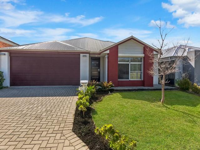 3 Bedroom low maintenance home