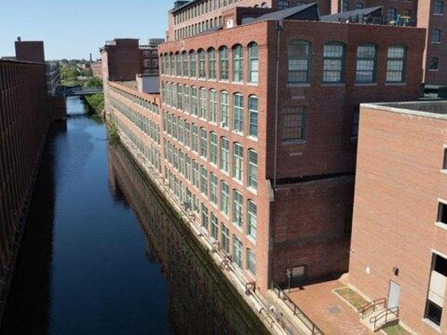 3 bedroom, Lowell MA 01852 105443020