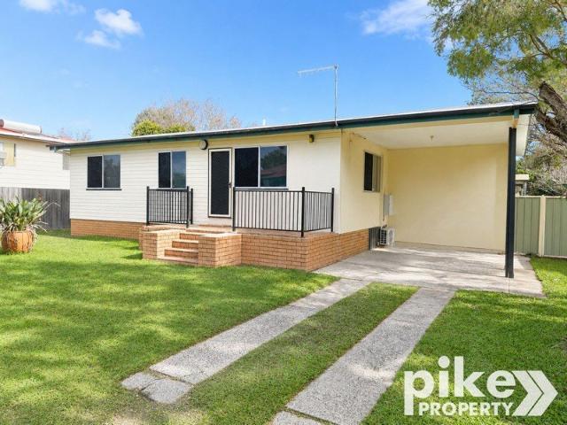 3 bedroom lowset home close to everything!
