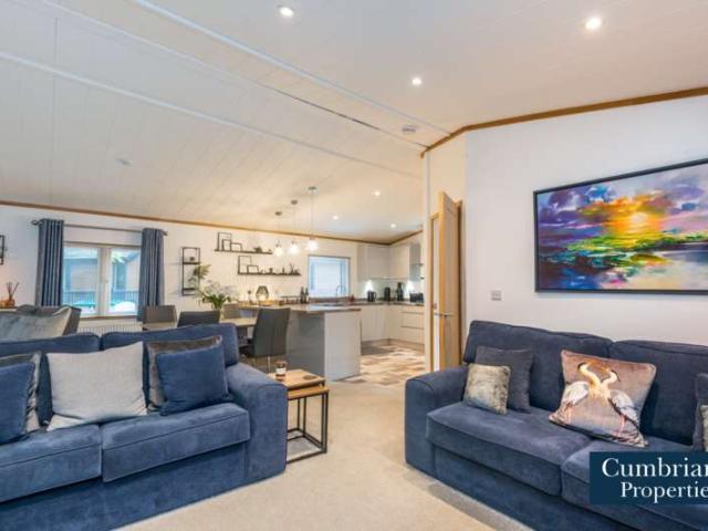 3 Bedroom Lodge Character Property