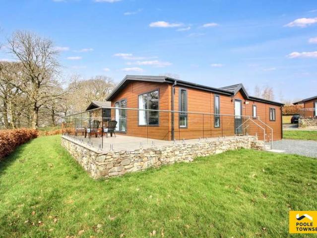 3 Bedroom Lodge Character Property