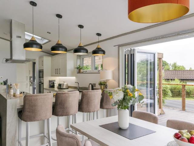 3 bedroom lodge for sale