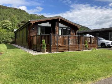 3 bedroom lodge for sale