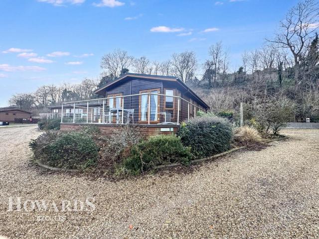 3 bedroom lodge for sale