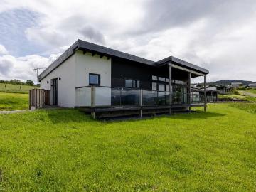 3 bedroom lodge for sale