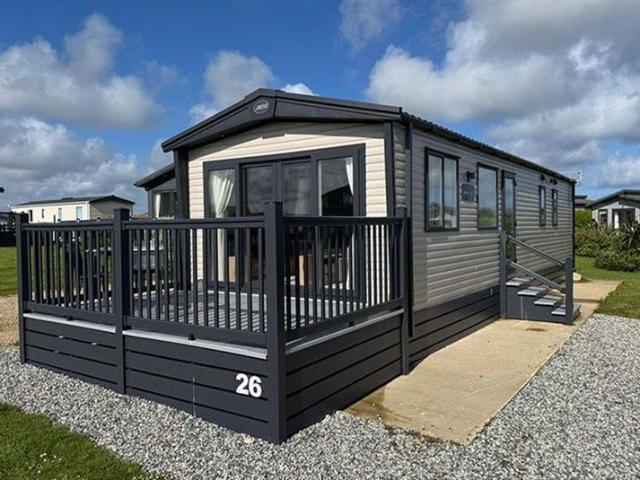 3 bedroom lodge for sale