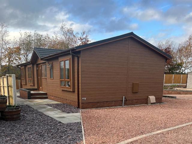3 bedroom lodge for sale