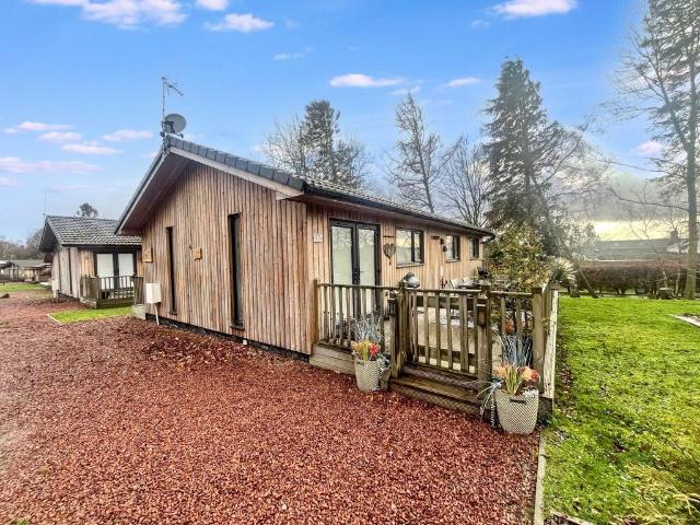 3 bedroom lodge for sale
