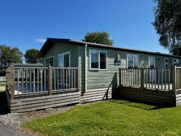 3 bedroom lodge for sale