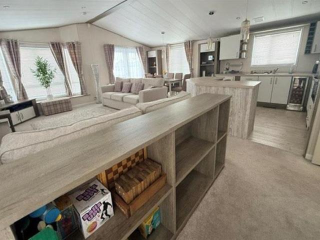 3 bedroom lodge for sale