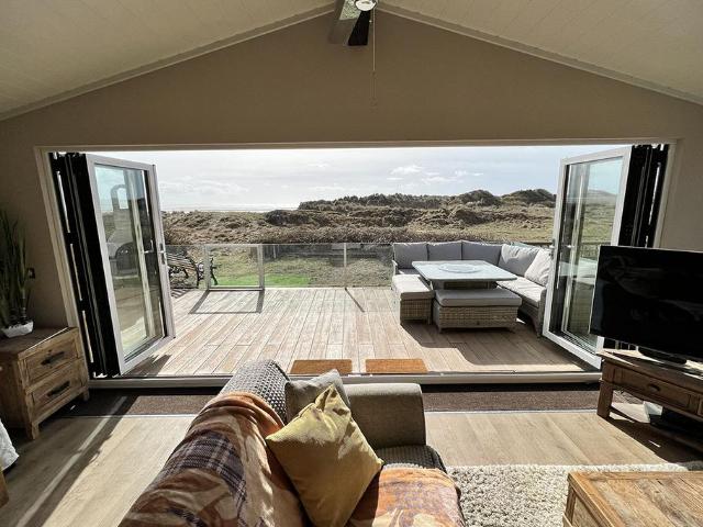 3 bedroom lodge for sale