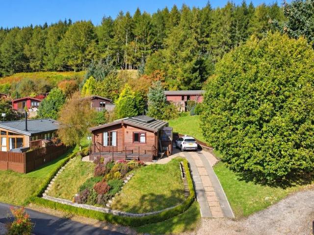 3 bedroom lodge for sale