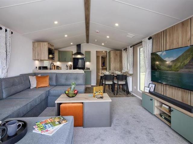 3 bedroom lodge for sale