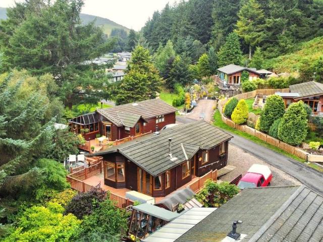3 bedroom lodge for sale