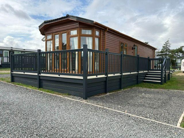 3 bedroom lodge for sale